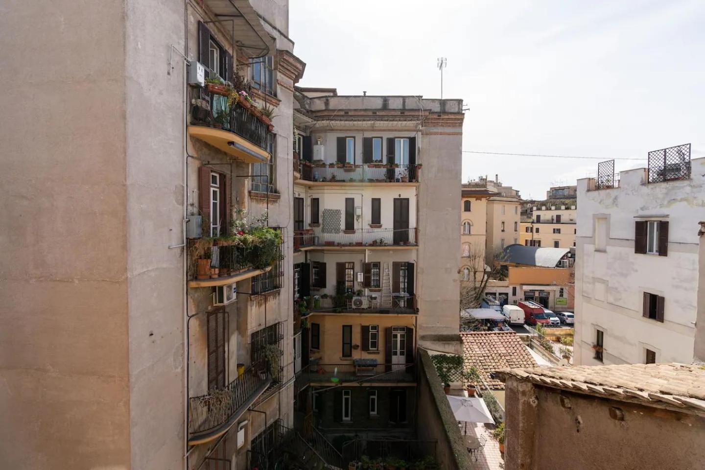15 Min From Piazza Venezia Skyline Sanctuary In Trastevere Екстериор снимка